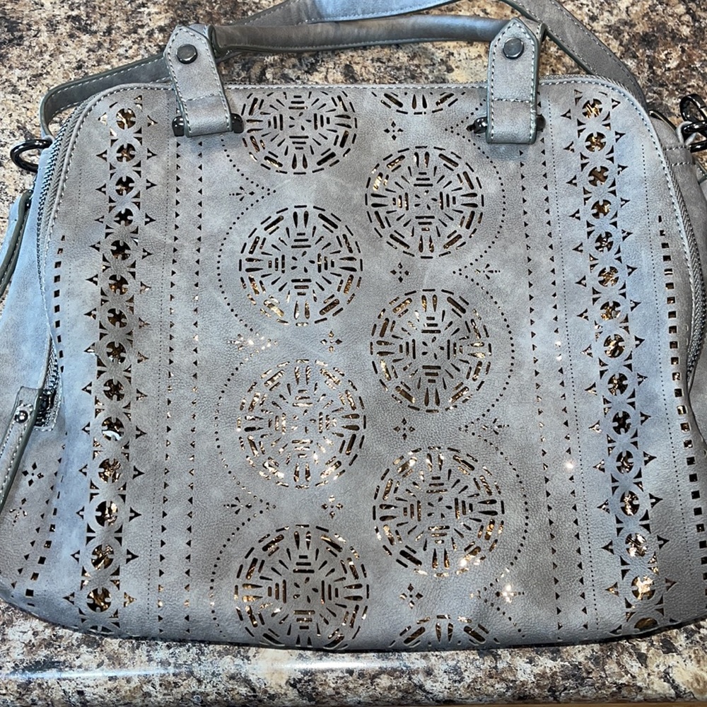 Large Shoulder Bag - Picture 2 of 8